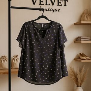 Torrid Black and Gray Flutter Sleeve Blouse